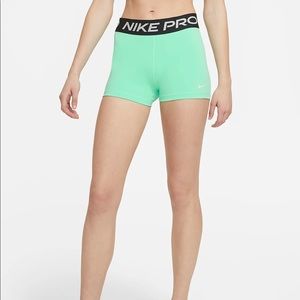 Brand new Nike pro 3” gym workout shorts.